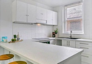 Hello Henley Beach - Beachside apartment