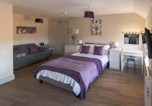 Hereford City Centre - Isabella House, Aparthotel - Modern Apartments In The Heart of The City - Hosted by RENTMYHOUSE