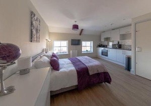 Hereford City Centre - Isabella House, Aparthotel - Modern Apartments In The Heart of The City - Hosted by RENTMYHOUSE