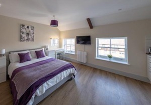 Hereford City Centre - Isabella House, Aparthotel - Modern Apartments In The Heart of The City - Hosted by RENTMYHOUSE