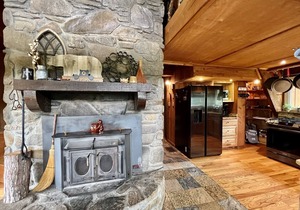High in Helen, A frame House and Cabin