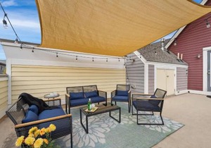 Hip Old Town North Gem! Near Breweries and River!