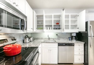 Hip River North 1BR w/Gym, W/D, near Magnificent Mile, by Blueground