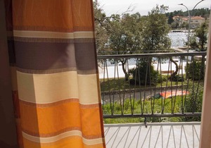 Holiday apartment 25 m from the sea