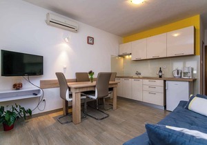 Holiday apartment in a quiet location with terrace