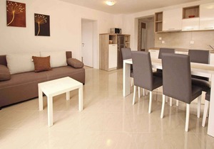 Holiday apartment mit Pool