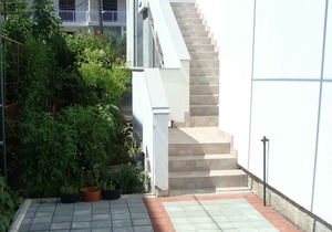 Holiday apartment with balcony and air conditioning