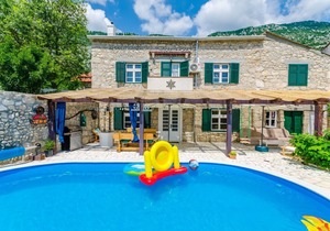 Holiday house Drivenik for 2 - 7 persons with 2 bedrooms - Holiday home