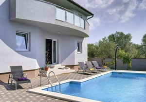 Holiday house Vodnjan for 8 persons with 4 bedrooms - Holiday house