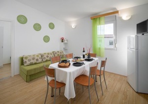 Holiday house with private pool No.7 in holiday park Jelovci