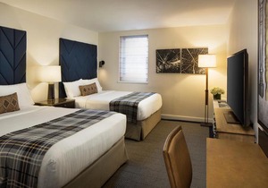 Holiday Inn Express Hotel and Suites Boston TD Garden