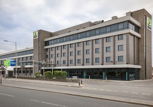Holiday Inn Express London Heathrow T5, an Ihg Hotel