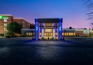 Holiday Inn Express Naperville