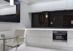 Hollies Cottage 18 - UKC4533