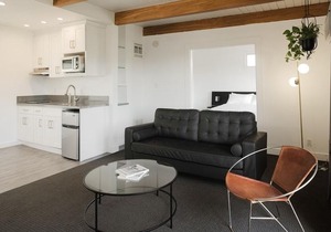 Hollywood Hills Hotel