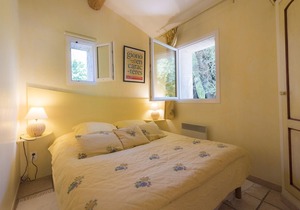 Homerez last minute deal - Amazing apartment with shared pool