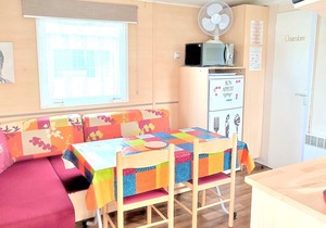 Homerez - Nice bungalow for 4 ppl. with shared pool at Saint-Jean-de-Monts