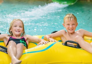 Hope Lake Lodge & Indoor Waterpark