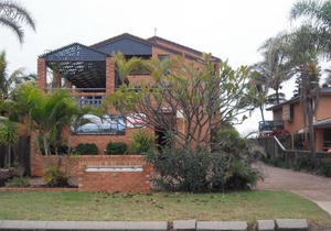 Horizons Unit 2 Beachfront Unit