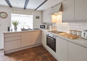 Host & Stay | Dolphin Cottage 1736