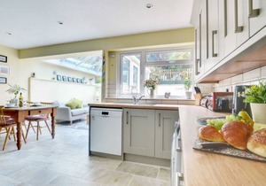 House ∙ 2 bedrooms ∙ 4 guests