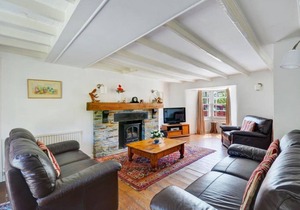 House ∙ 3 bedrooms ∙ 6 guests