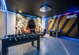 House ∙ 9 bedrooms ∙ 18 guests