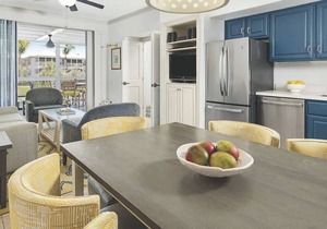 Hyatt Beach House! Quiet Key West Location! Sleeps 6