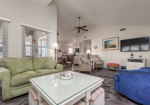 IDEAL LOCATION - ONLY A BLOCK AND A HALF TO BEACH- 208 Fourth Street, Bethany