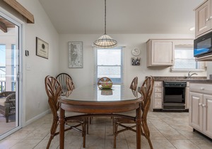 IDEAL LOCATION - ONLY A BLOCK AND A HALF TO BEACH- 208 Fourth Street, Bethany