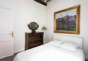 Île Saint-Louis apartment