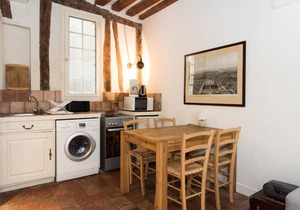 Île Saint-Louis apartment