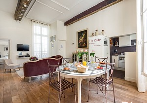 Ile Saint Louis Gorgeous Two Bedroom