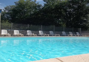 In Balazuc (classified village): 4 p gite + swimming pool and river!