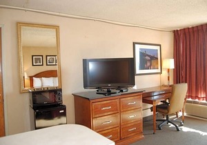 Inn At The Convention Center