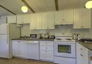 Inn The Woods, Deluxe PEI Cottages - Cottage 4