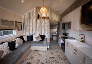 Inverness Lodge-Sleeps 4-Parking-15 min to centre