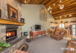 Inviting Ski-In/Out Big Horn Home!Fireplace, Walk to Resort or Lake Lavinsky!