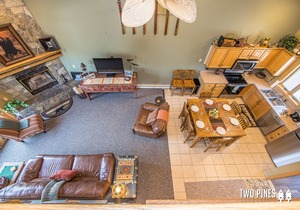 Inviting Ski-In/Out Big Horn Home!Fireplace, Walk to Resort or Lake Lavinsky!