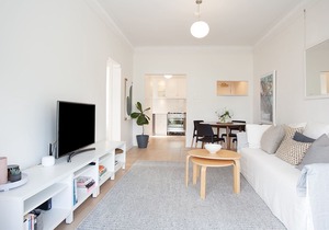 IS 4/46 New Beach in Darling Point