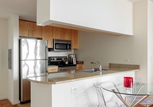 Jersey City Studio, 20-Min PATH Train Ride to NYC