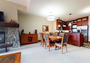 Juniper Crest 6 Apartment