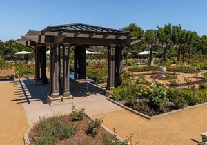 Just What You Were Looking For! Free Parking, Close to Hermosa Beach Pier