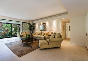 Kahala Beach #344 Vacation Rental