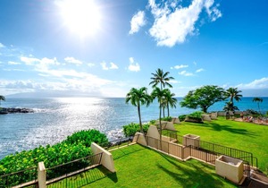 KBM Resorts | FREE CAR | Napili Point | Oceanfront | Spacious 2-Bedroom Villa! NAP-C18