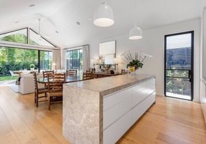 Kelvin Grove, Prahran