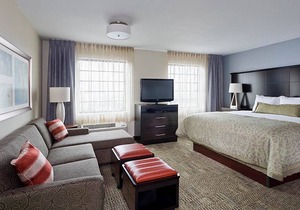 King Studio | Free Breakfast, Pool & Hot Tub Access!