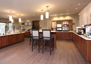 King Suite | Free Daily Breakfast. Pool, Hot Tub & Gym Access.