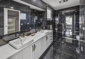 Kings Landing - Luxury Waterfront and STUNNING views