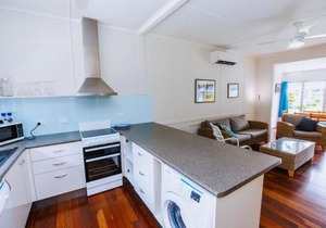 Kooyong Apartment 4